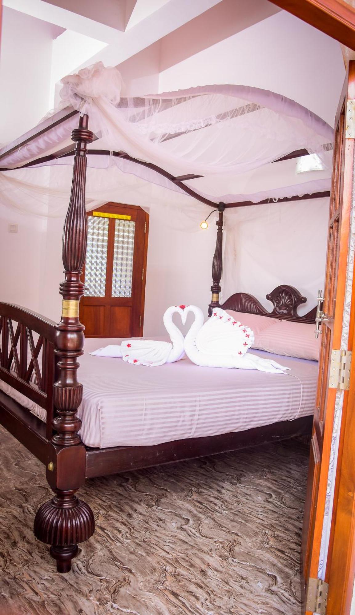 Channa Villa & Tours Bentota Kültér fotó