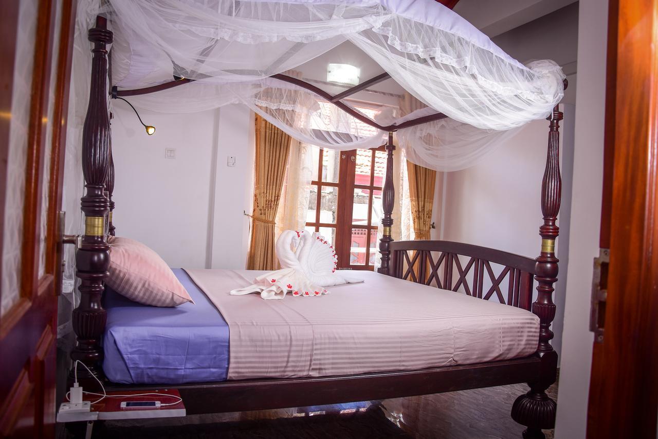 Channa Villa & Tours Bentota Kültér fotó