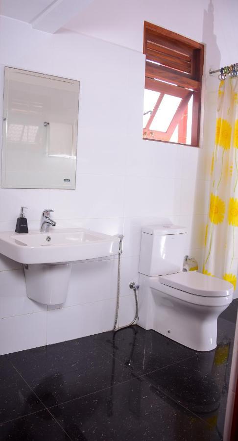 Channa Villa & Tours Bentota Szoba fotó